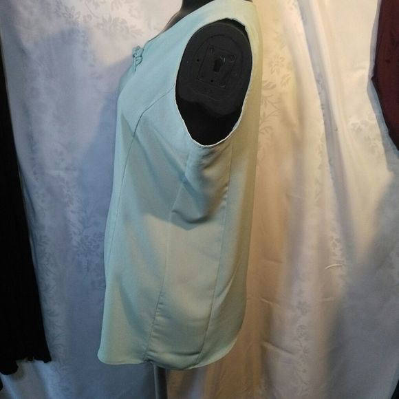 Zama light green sleeveless blouse 3 for $30 + 15% discount - Picture 10 of 13